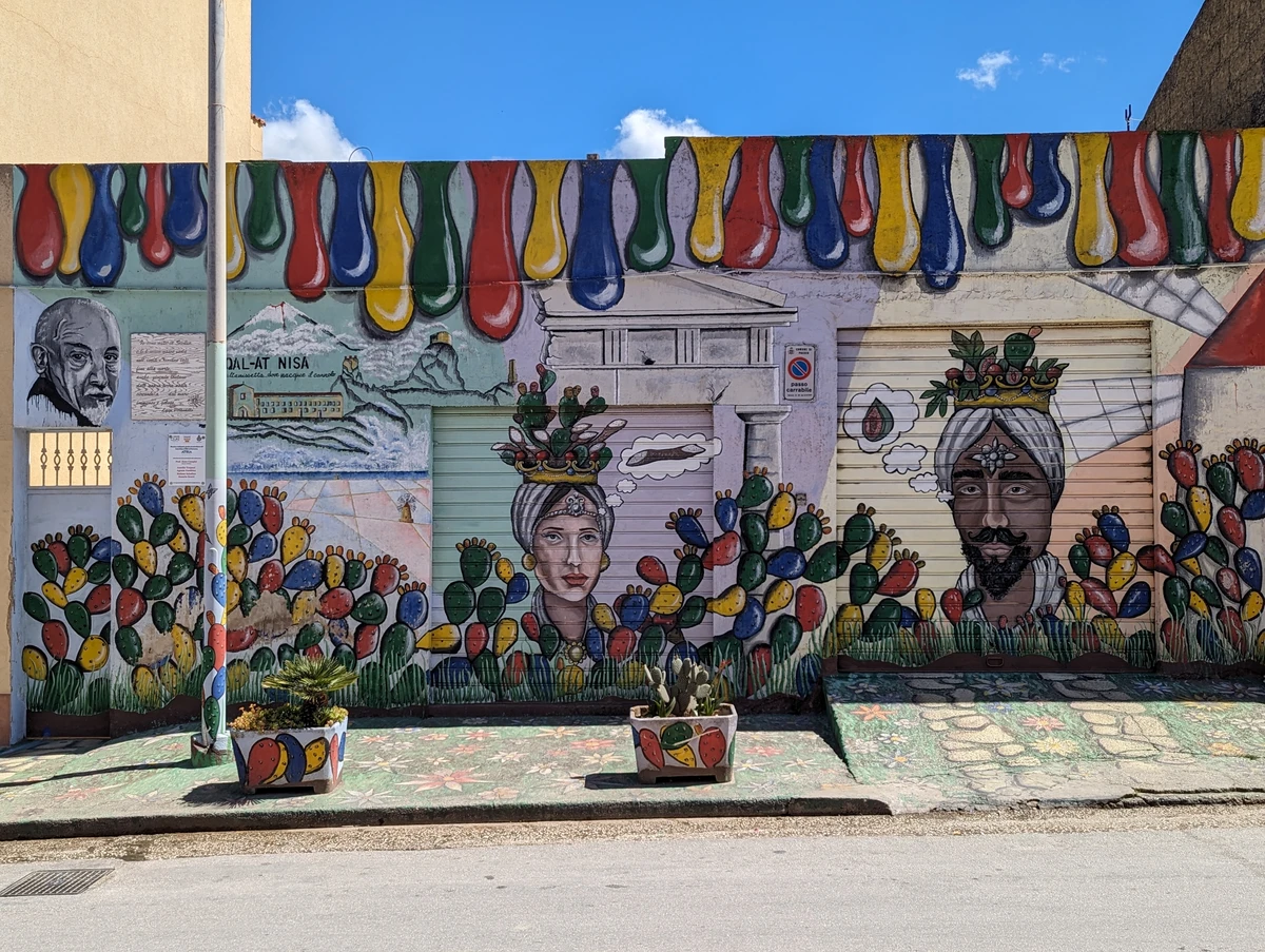 Murales di Dattilo - Vista Centrale